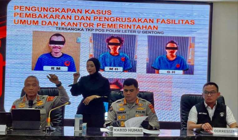 Kapolda Jabar Ungkap Kelompok Anarkis di Bandung Terhubung dengan Jaringan Internasional. (X@humaspoldajbr)